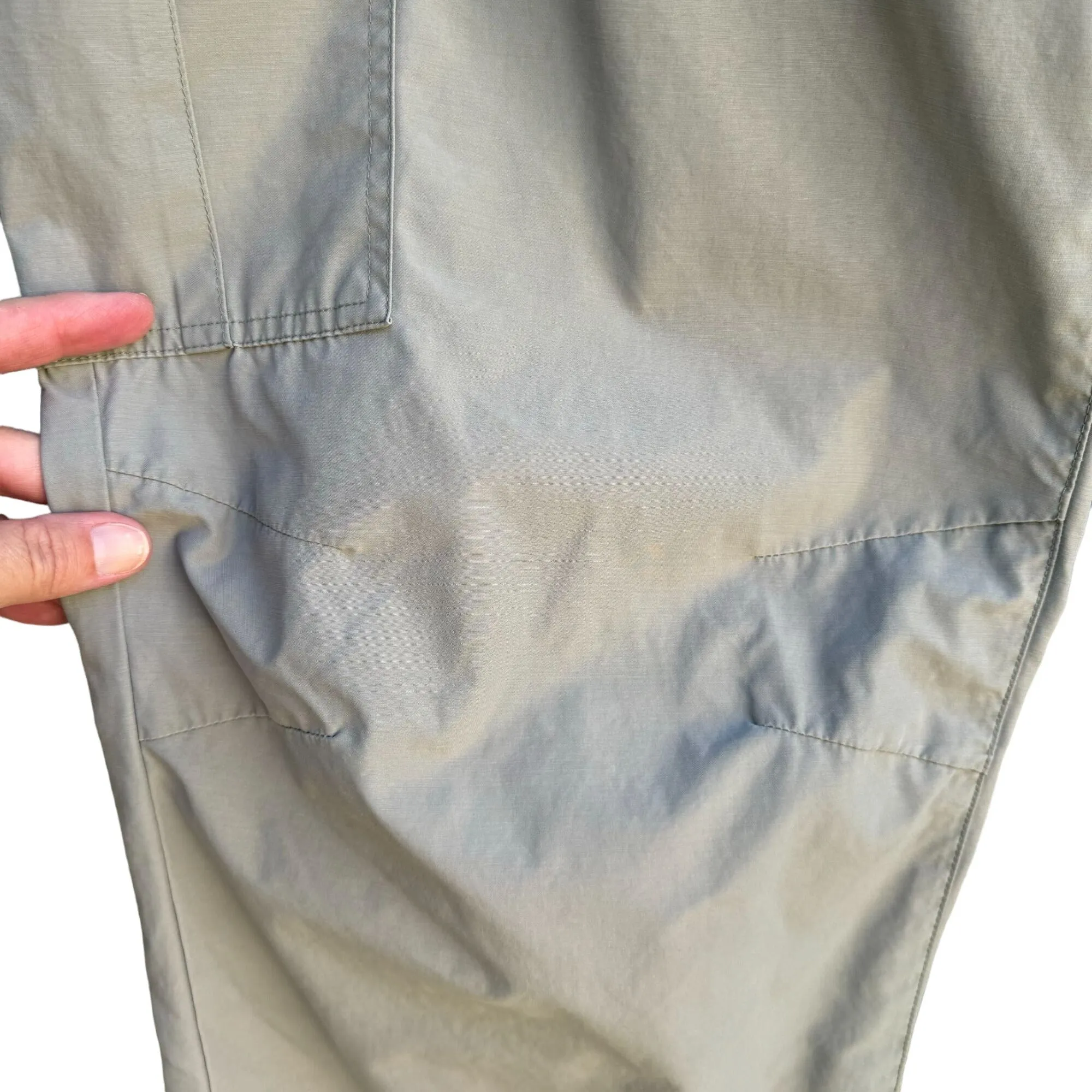 GAP Mens Drawstring Waist Cargo Pants Medium Gray Nylon Casual Outdoor Wear - M