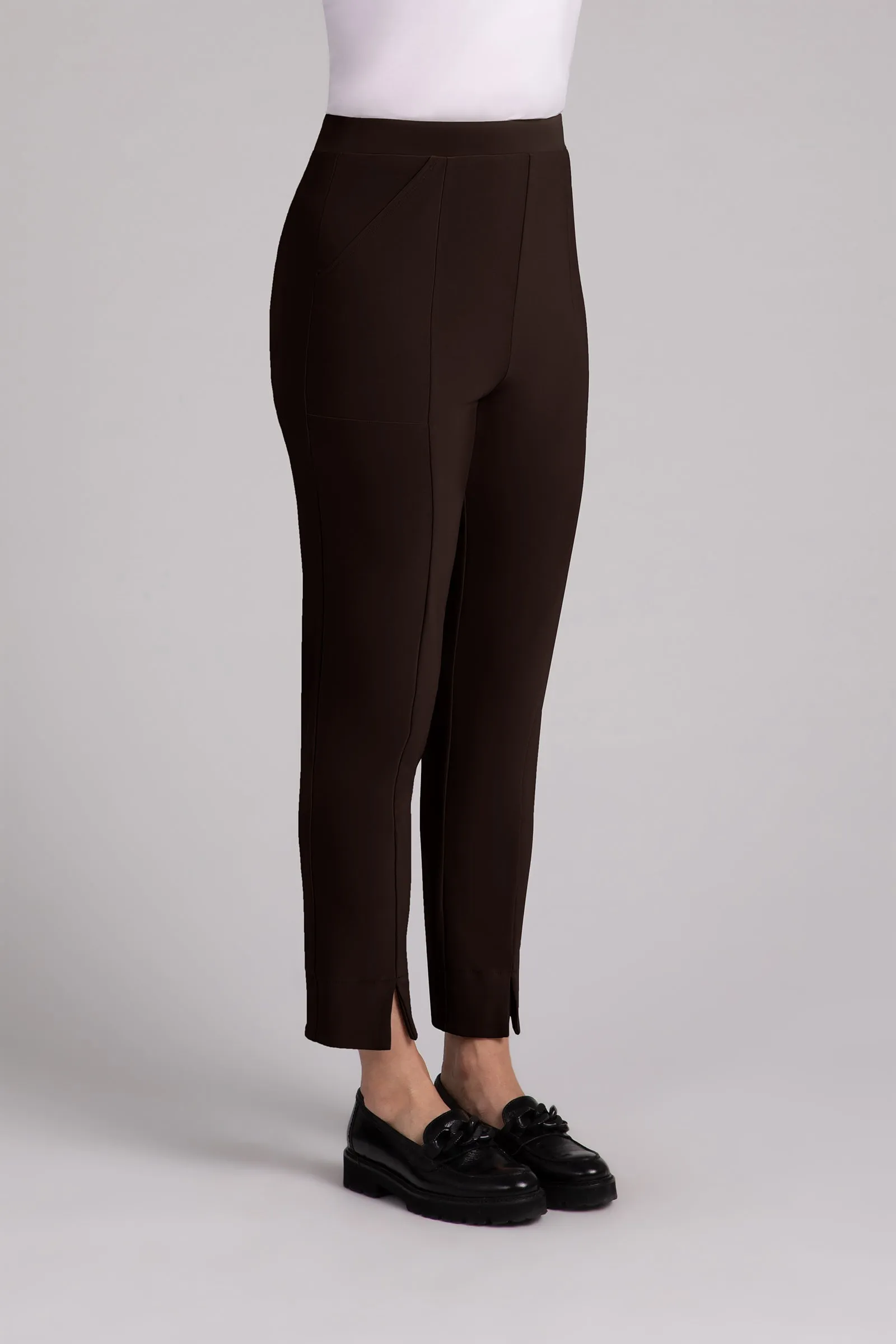 Hepburn Ankle Pant | Chocolate