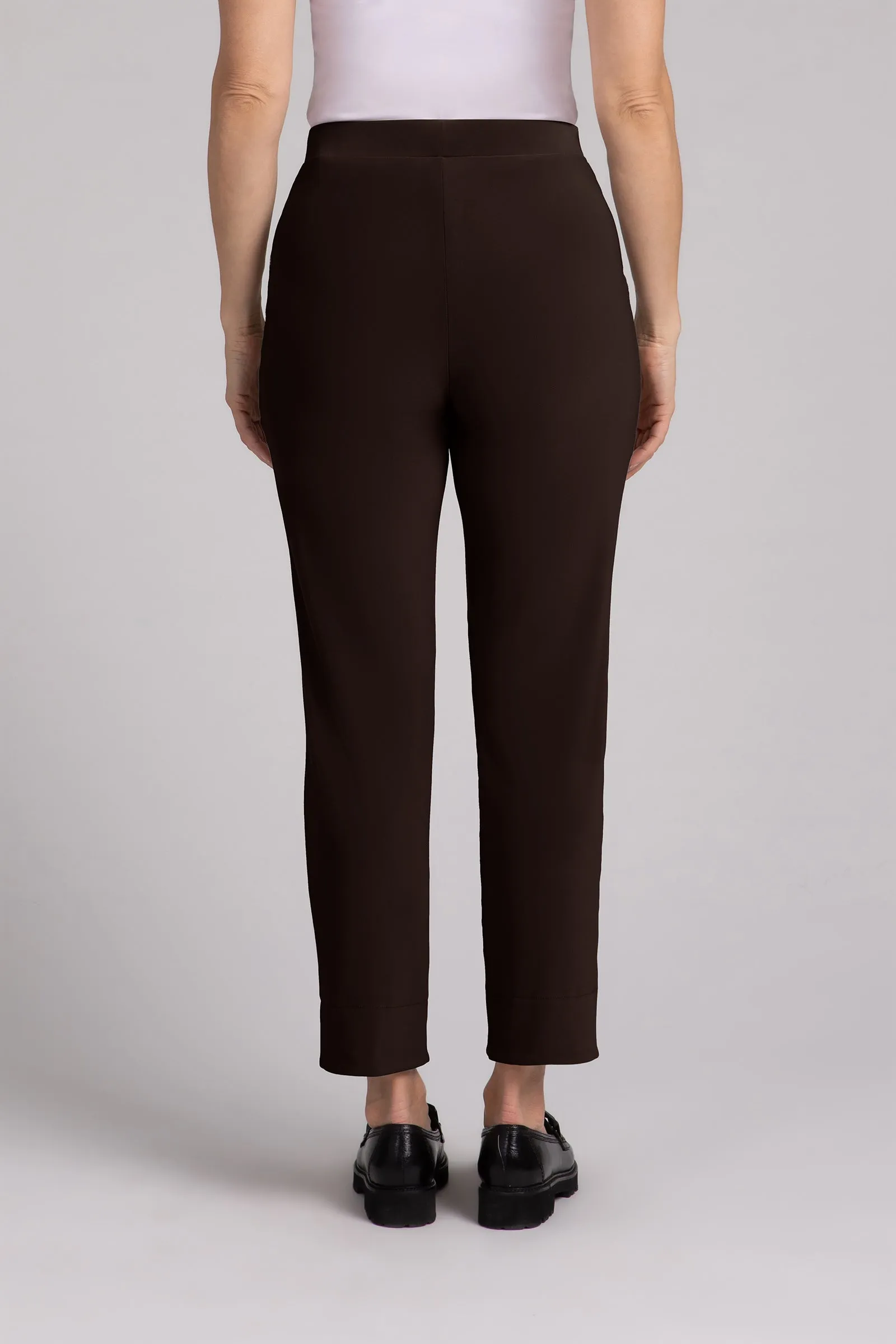 Hepburn Ankle Pant | Chocolate