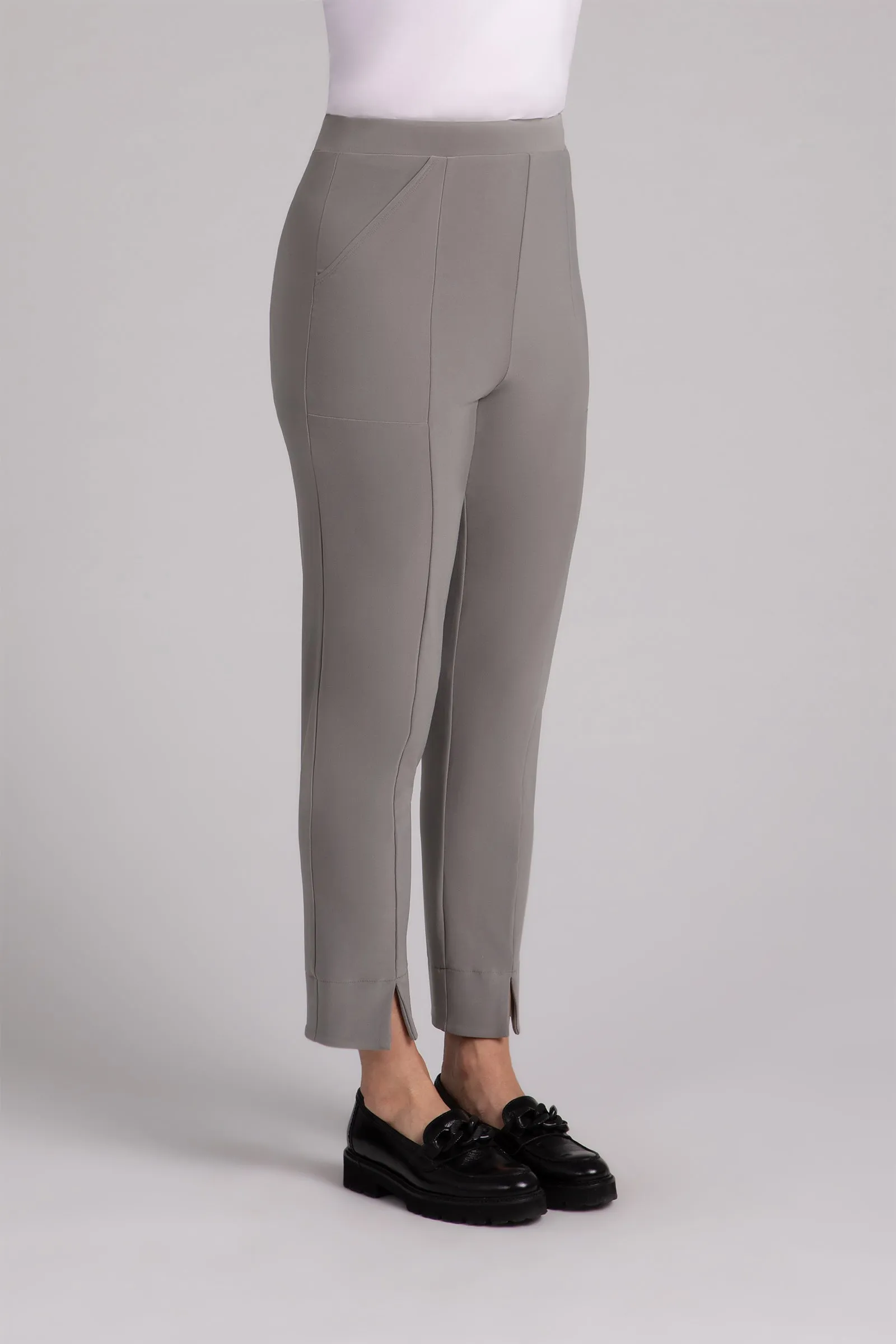 Hepburn Ankle Pant | Taupe