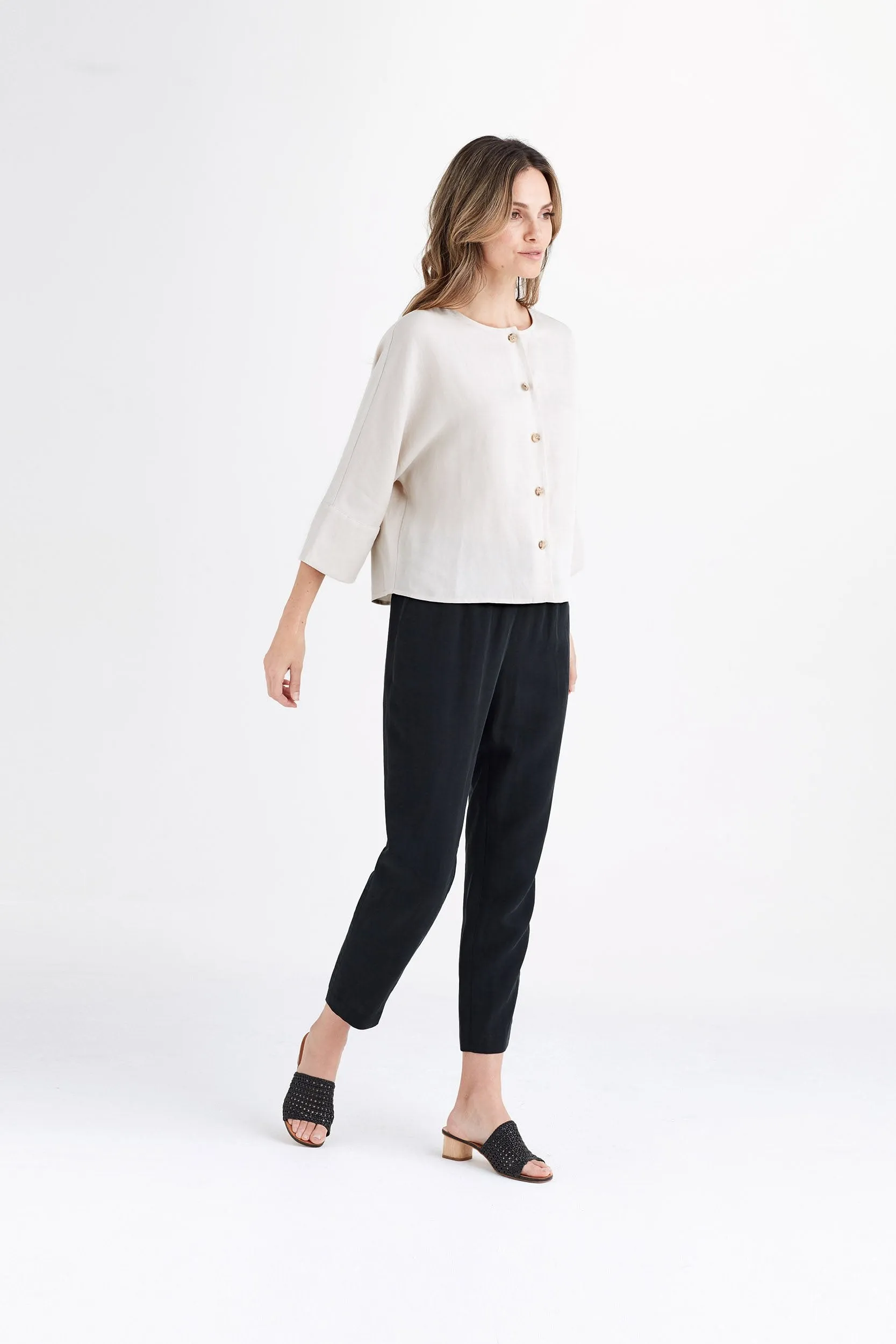 The Linen Tapered Pant