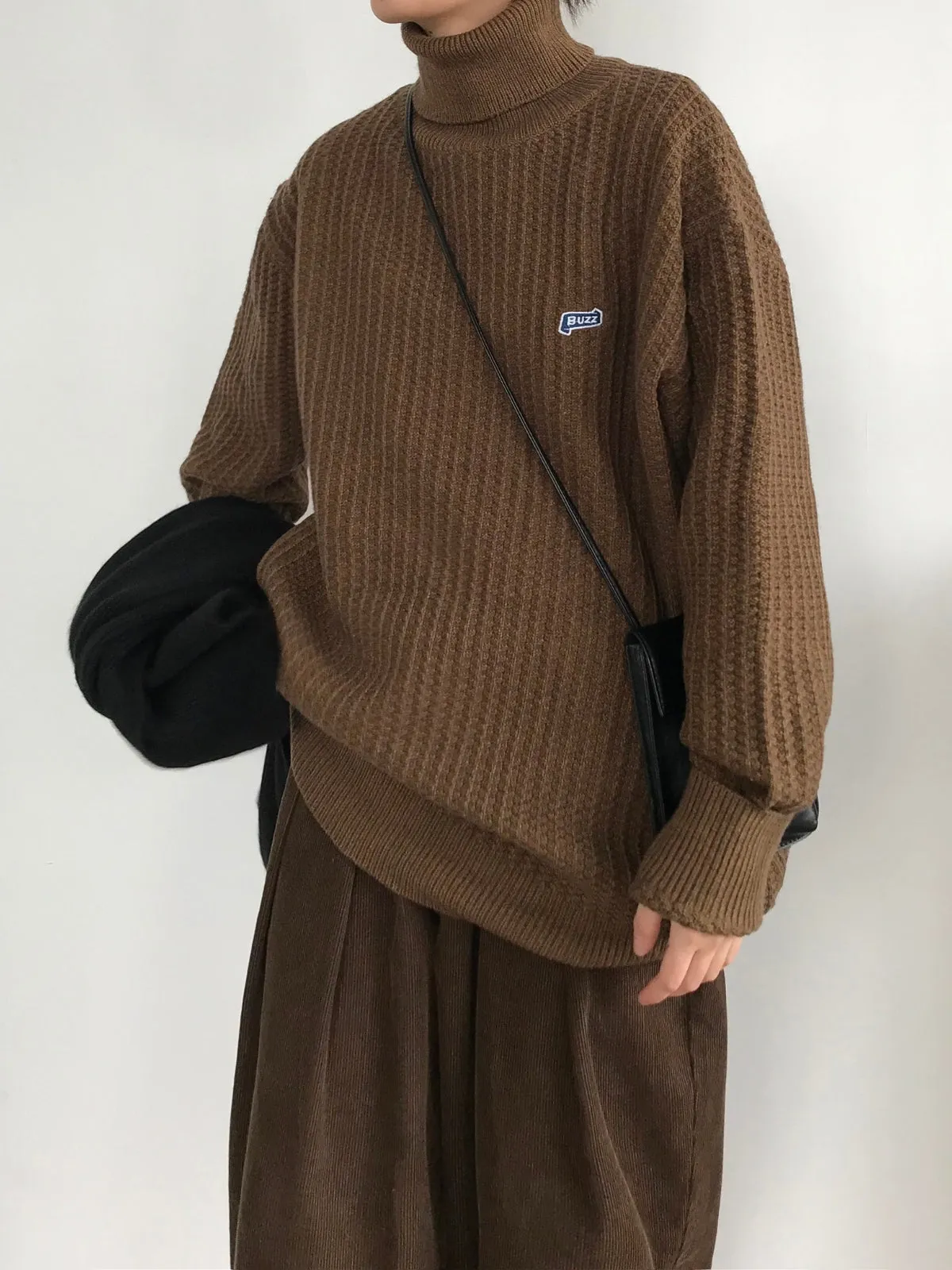 WLS Retro Caramel Loose Turtleneck Sweater